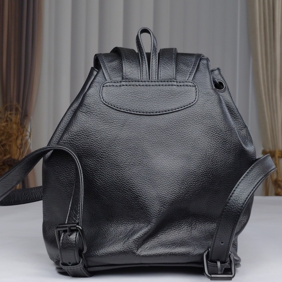 Harley-Davidson Leather Bag with Multicolor Stripe Lining - Picture 2 of 16